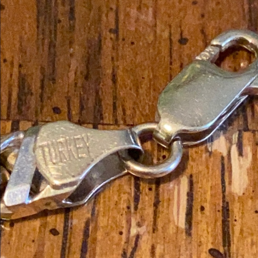 Gold chain - Picture 3 of 5